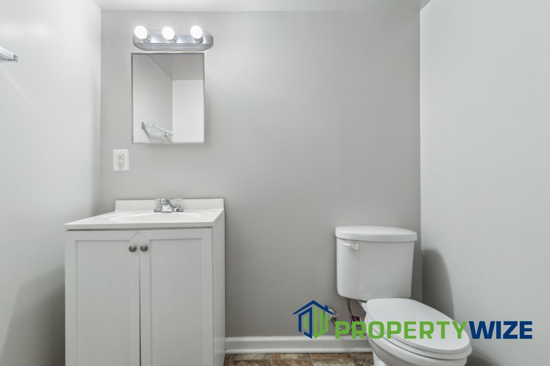 Beautiful 3BR and a Den Home in Great Neighborhood! property image