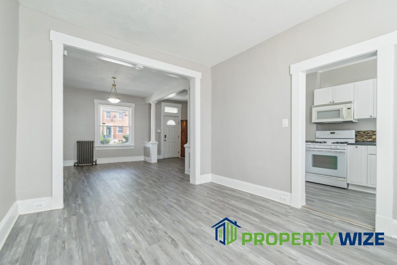 Beautiful 3BR and a Den Home in Great Neighborhood! property image