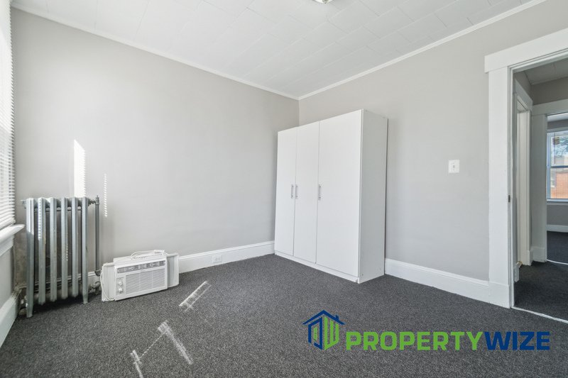 Beautiful 3BR and a Den Home in Great Neighborhood! property image