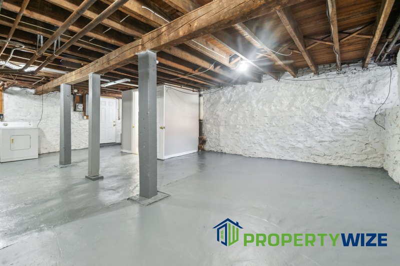 Beautiful 3BR and a Den Home in Great Neighborhood! property image