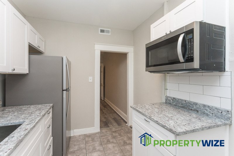 Lovely 3 BR Home in Great Neighborhood! property image