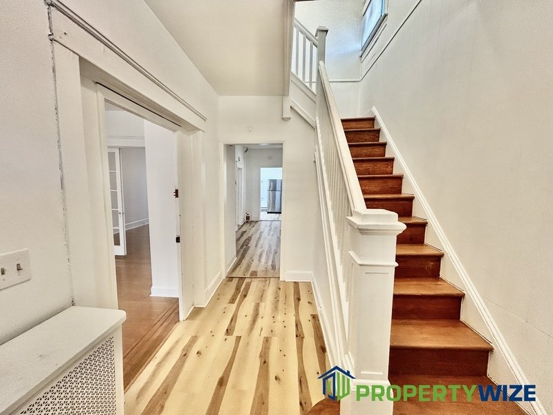 Charming home with a comfortable and functional layout in West Baltimore property image