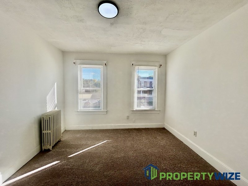 Charming home with a comfortable and functional layout in West Baltimore property image