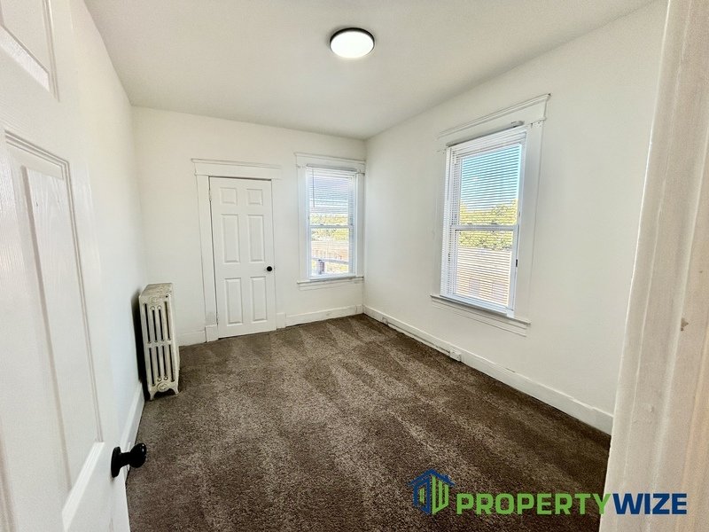 Charming home with a comfortable and functional layout in West Baltimore property image