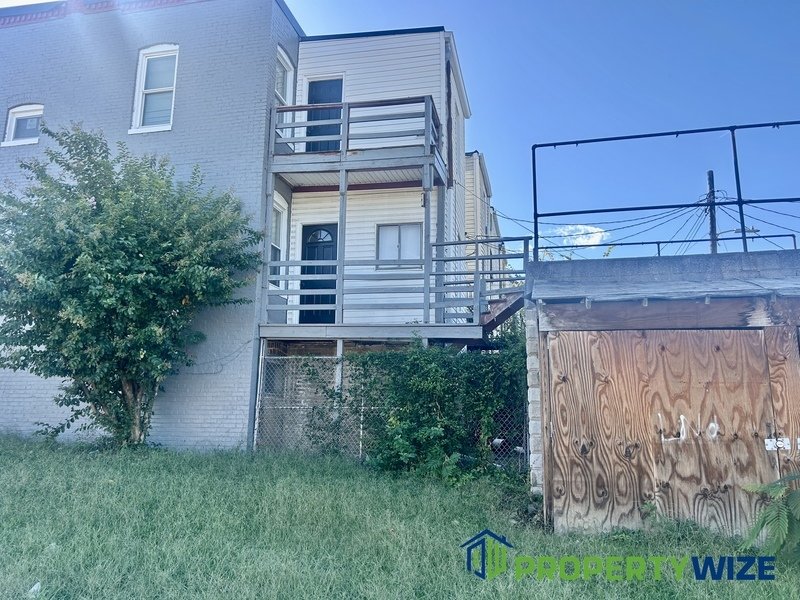 Charming home with a comfortable and functional layout in West Baltimore property image